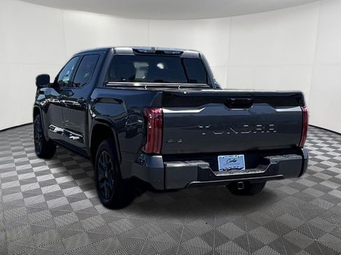 Used 2024 Toyota Tundra Platinum AWD/4WD image 4
