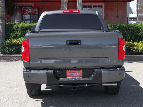 Used 2016 Toyota Tundra SR5 w/ SR5 Upgrade Package RWD image 7