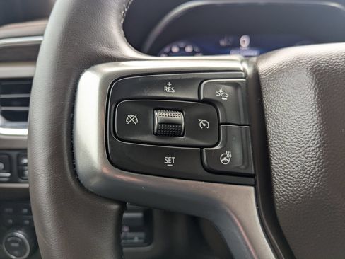 Used 2023 Chevrolet Tahoe Z71 w/ Z71 Off-Road Package AWD/4WD image 23