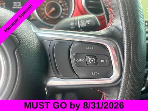 Used 2023 Jeep Gladiator Rubicon w/ LED Lighting Group AWD/4WD image 19