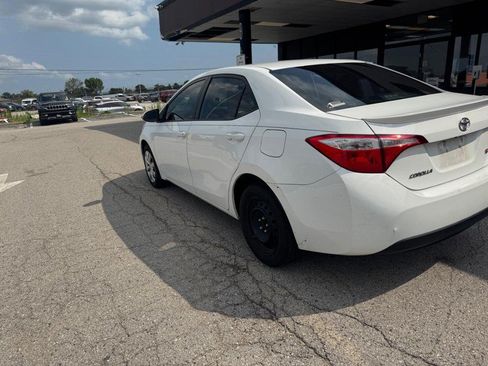 Used 2015 Toyota Corolla S FWD image 2