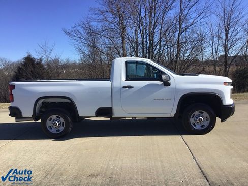 Used 2024 Chevrolet Silverado 2500 W/T w/ WT Convenience Package image 2