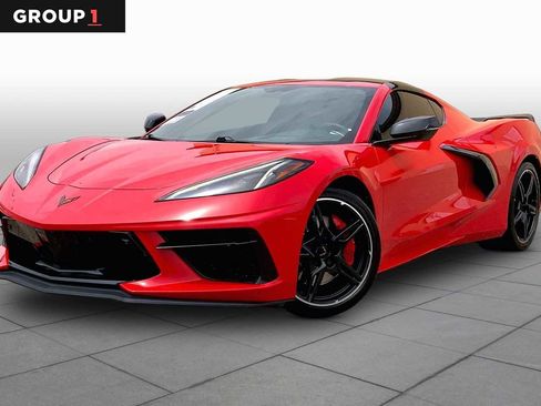Used 2021 Chevrolet Corvette Stingray Preferred Cpe w/ Z51 Performance Package RWD image 1