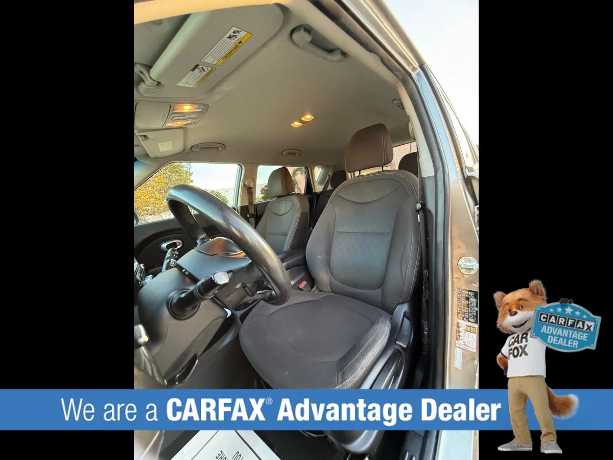 Used 2018 Kia Soul FWD image 38