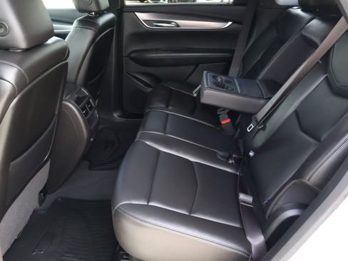 Used 2022 Cadillac XT5 Luxury image 25