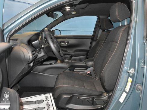 Used 2024 Honda HR-V Sport image 6