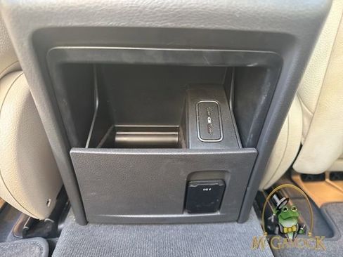 Used 2020 Mercedes-Benz GLE 350 image 19