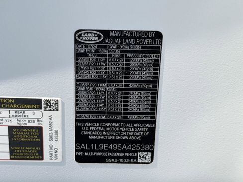 Used 2025 Land Rover Range Rover Sport Dynamic SE AWD/4WD image 25