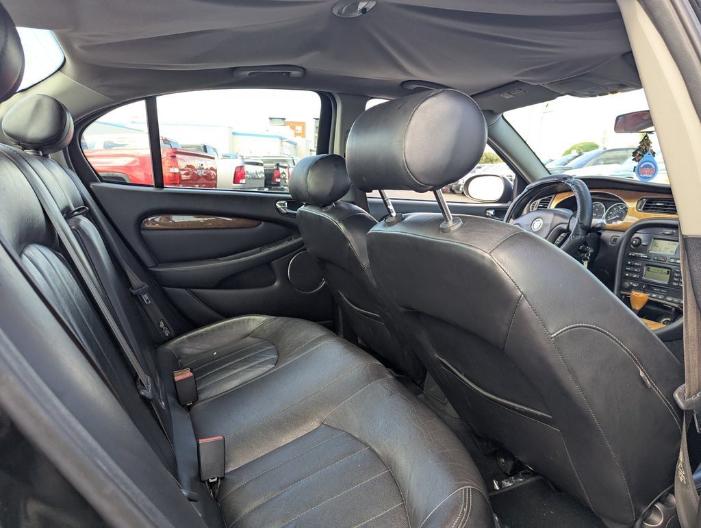 Used 2002 Jaguar X-TYPE 2.5 AWD/4WD image 28