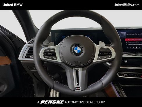 Used 2025 BMW X5 M60i AWD/4WD image 6
