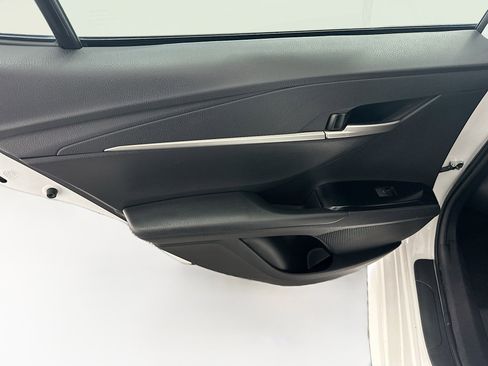 Used 2025 Toyota Camry SE image 26