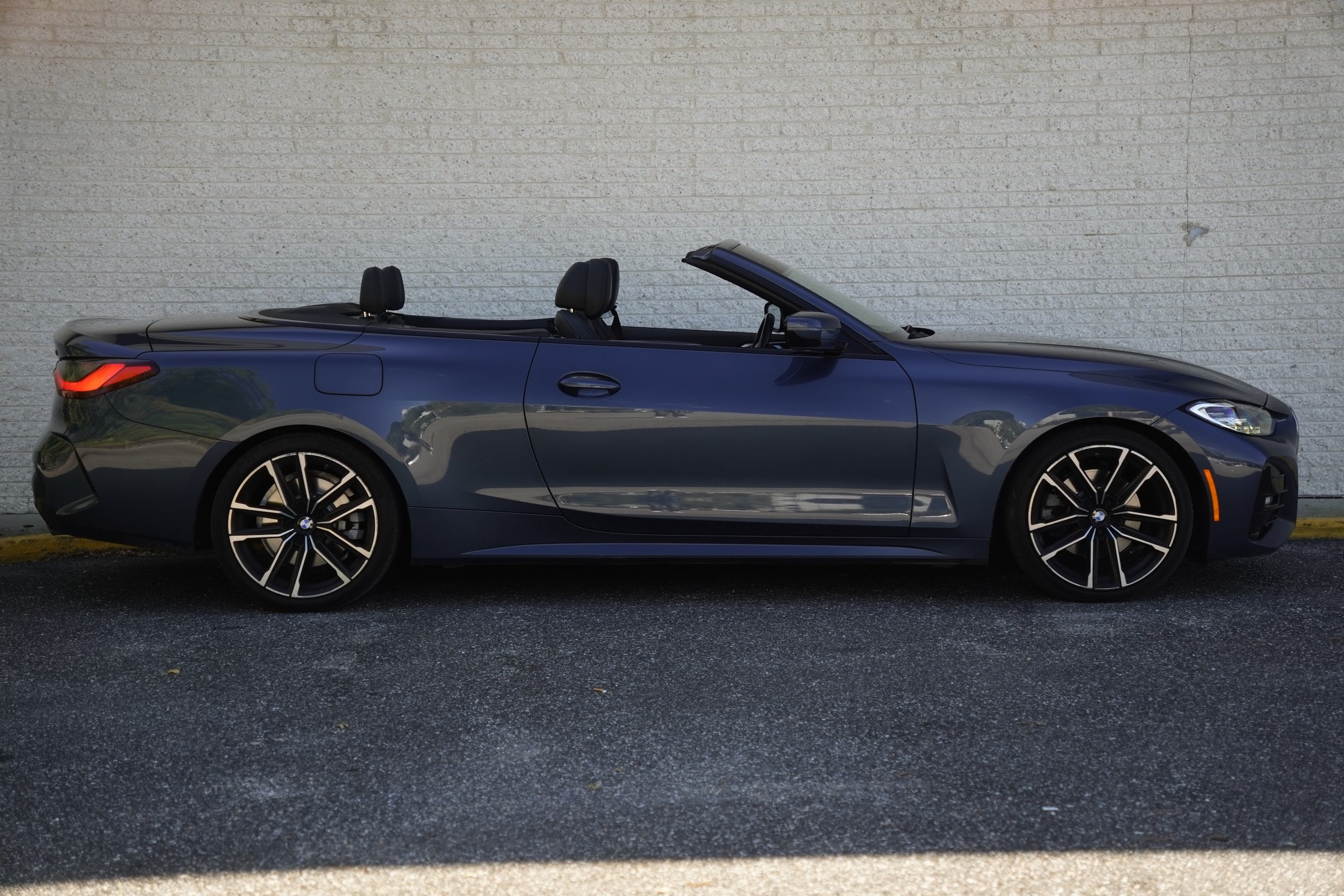 Used 2022 BMW 430i Convertible w/ M Sport Package RWD image 15