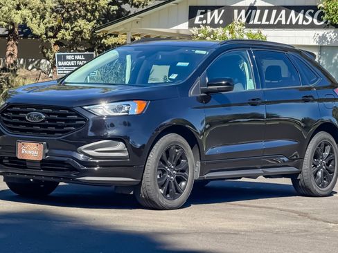 Used 2023 Ford Edge SE w/ Black Appearance Package AWD/4WD image 9