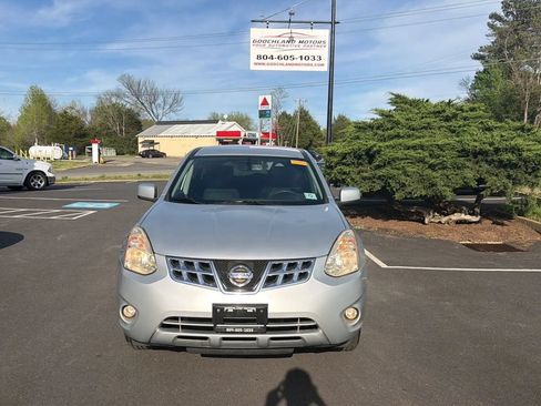 Used 2013 Nissan Rogue S w/ Special Edition Pkg AWD/4WD image 2
