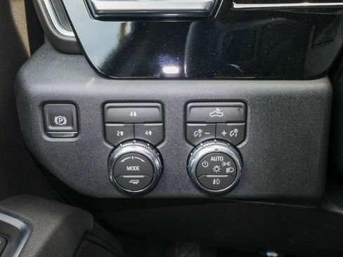 New 2026 GMC Sierra 3500 SLE w/ SLE Value Package image 23