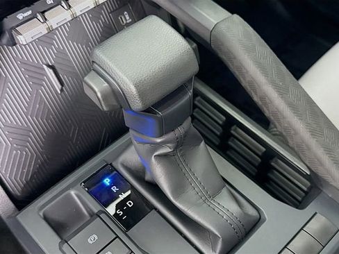 Certified 2026 Toyota Tacoma SR5 image 16