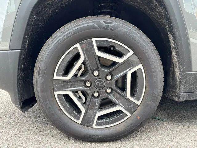 Used 2026 Jeep Cherokee Limited AWD/4WD image 19