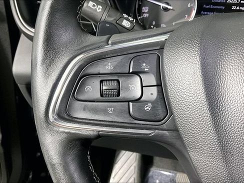 Used 2023 Buick Envision Avenir AWD/4WD image 18