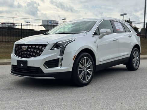 Certified 2024 Cadillac XT5 Premium Luxury w/ Technology Package AWD/4WD image 11