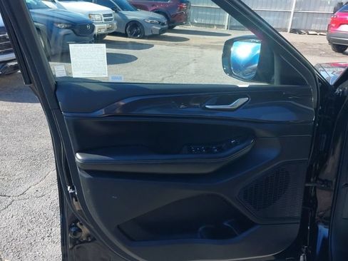 Used 2023 Jeep Grand Cherokee Altitude AWD/4WD image 12
