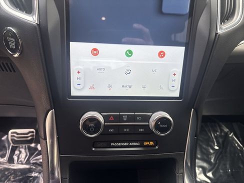 Used 2024 Ford Edge ST image 20