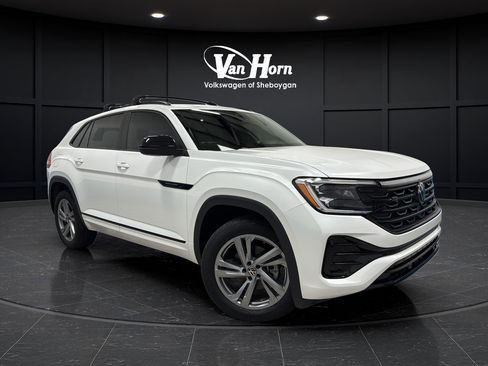 Used 2025 Volkswagen Atlas Cross Sport SEL R-Line AWD/4WD image 1