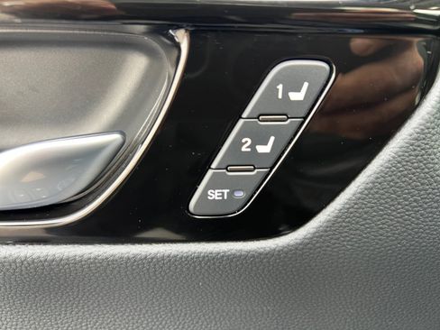 Used 2024 Honda CR-V EX-L image 27