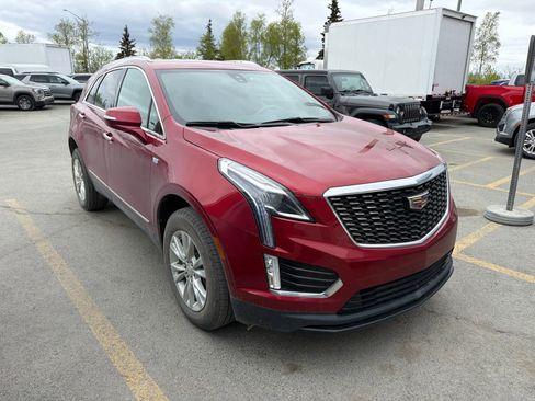 Used 2024 Cadillac XT5 Luxury AWD/4WD image 2