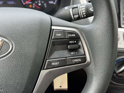 Used 2022 Hyundai Accent SEL FWD image 13