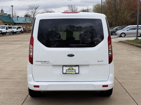 Used 2016 Ford Transit Connect XLT image 4