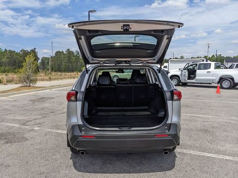 Used 2024 Toyota RAV4 LE image 33
