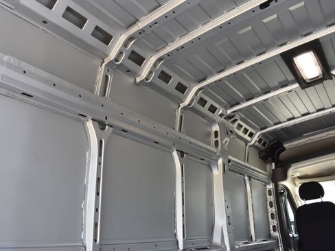 New 2026 RAM ProMaster 2500 w/ Premium Convenience Group FWD image 28