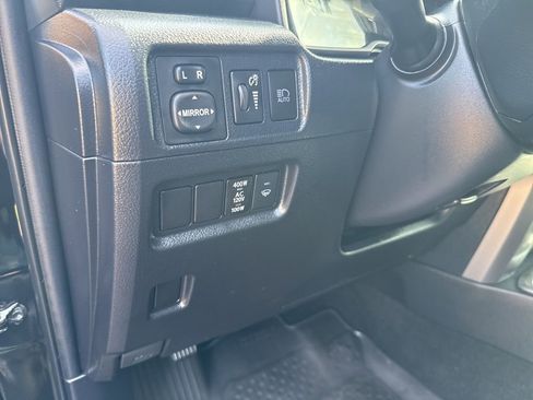 Used 2024 Toyota 4Runner SR5 image 14