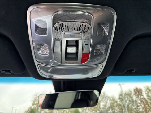 Used 2025 Genesis G90 3.5T image 30