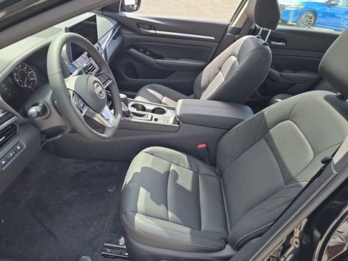 New 2025 Nissan Altima 2.5 SR w/ SR Premium Package image 4