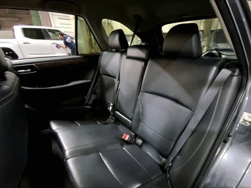 Used 2019 Subaru Outback 2.5i Limited image 22