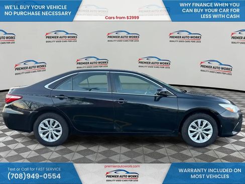 Used 2016 Toyota Camry LE image 8