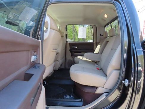 Used 2009 Dodge Ram 1500 Truck SLT w/ Big Horn Regional Pkg image 12