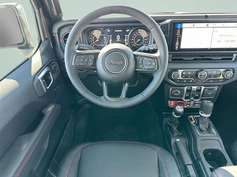 New 2026 Jeep Wrangler Unlimited Rubicon w/ Technology Group AWD/4WD image 12