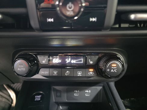 New 2027 Nissan Kicks SV w/ SV Premium Package FWD image 22