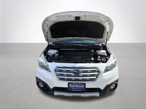 Used 2015 Subaru Outback 3.6R Limited w/ Popular Package #4 AWD/4WD image 3