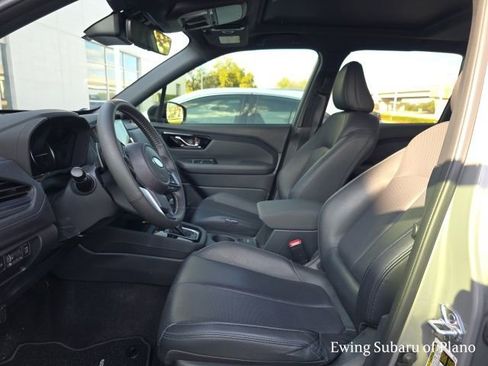 Used 2025 Subaru Forester Limited image 6