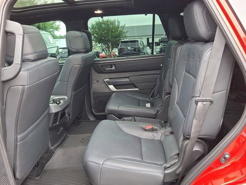 Used 2025 Toyota Sequoia Platinum AWD/4WD image 8