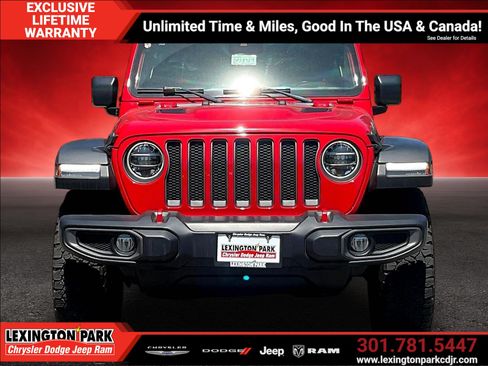 Used 2021 Jeep Wrangler Unlimited Rubicon AWD/4WD image 2