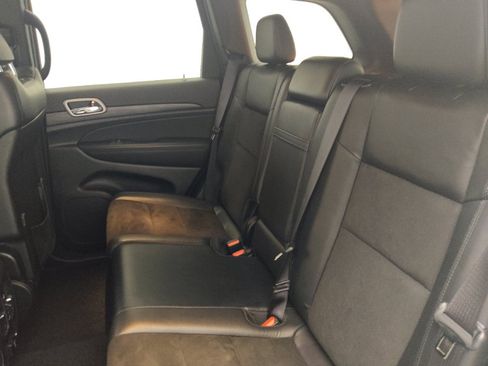 Used 2022 Jeep Grand Cherokee Laredo X RWD image 18