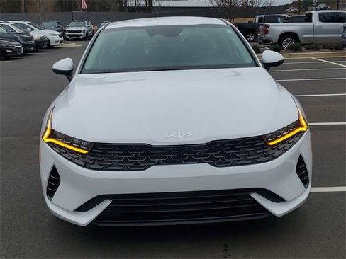 Used 2023 Kia K5 LXS image 2
