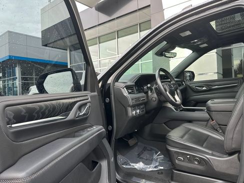 Used 2024 GMC Yukon Denali w/ Denali Reserve Package AWD/4WD image 57