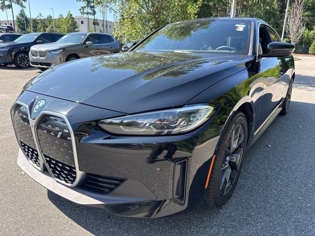 Used 2023 BMW i4 eDrive35 w/ Premium Package RWD image 9