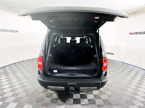 Certified 2025 Toyota Land Cruiser image 31