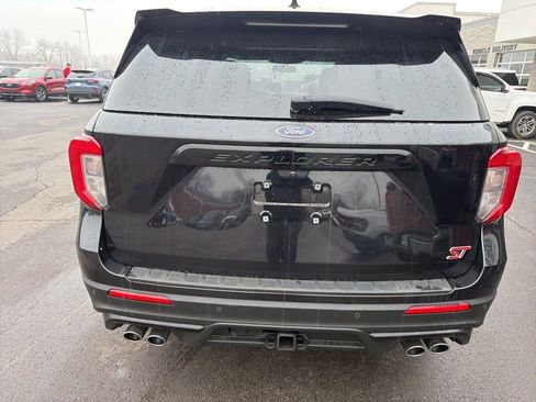 Used 2021 Ford Explorer ST image 3